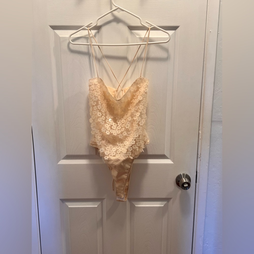 Zara Cream Floral Bodysuit